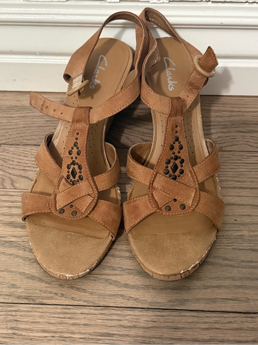 Clark’s leather wedge sandals size 7